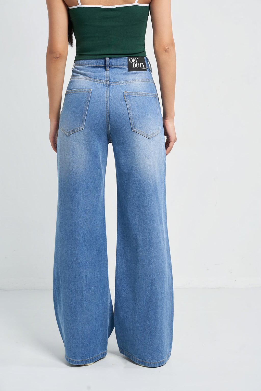 Aesthetic High Waisted Wide Fit Baggy Jeans — image 5