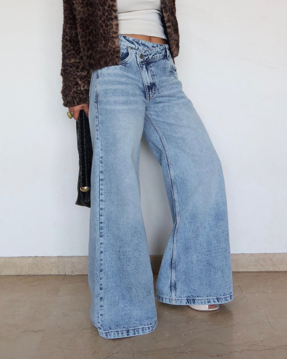 Asymmetric Belt Wide Leg Jeans — image 3