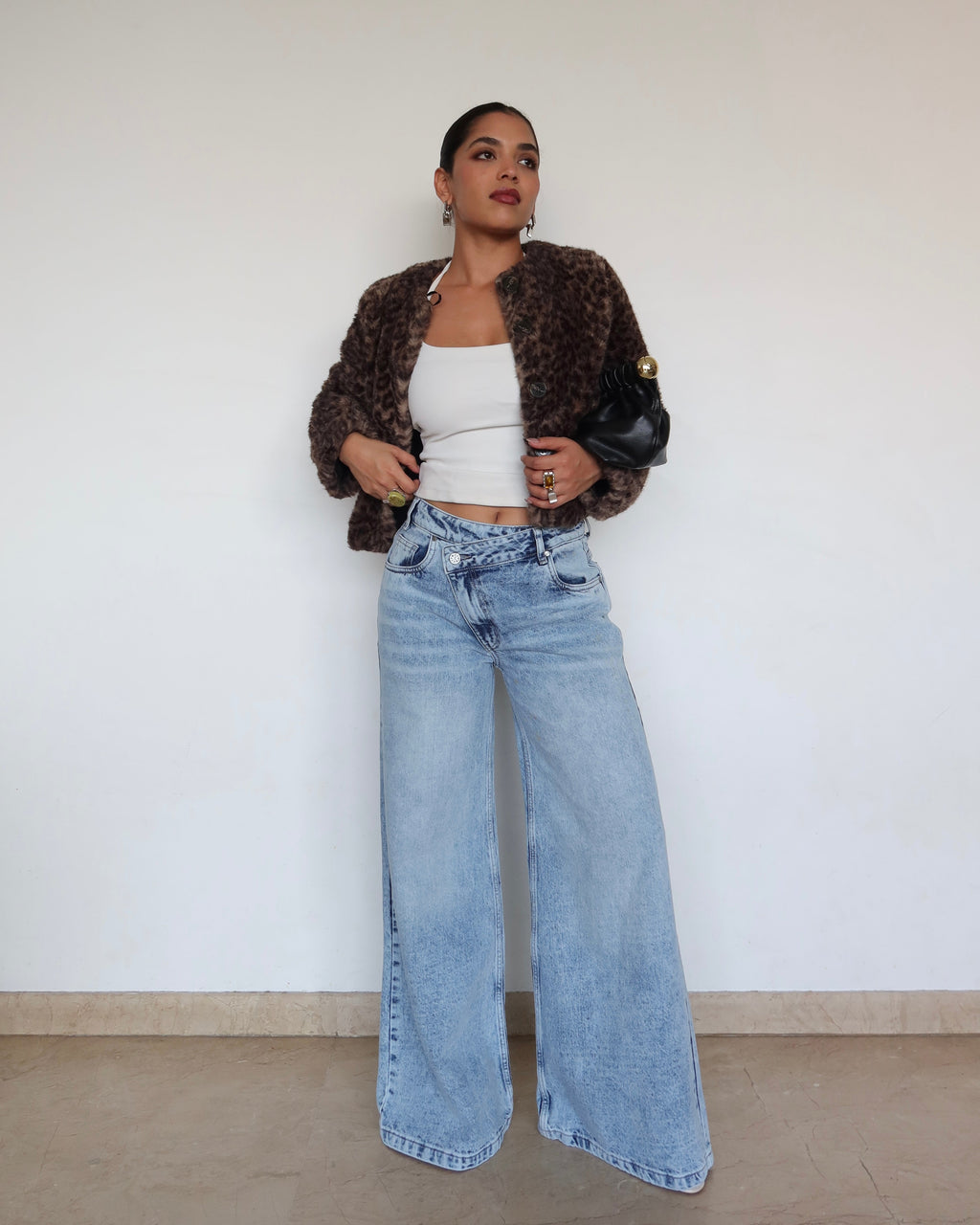 Asymmetric Belt Wide Leg Jeans — image 6