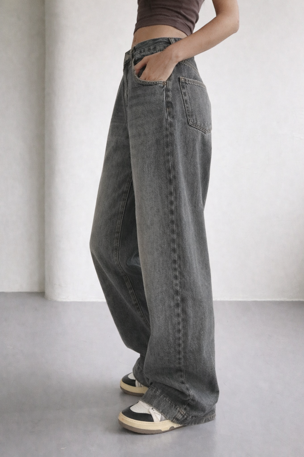 Grey Vintage Washed Wide Leg Baggy Jeans — image 3