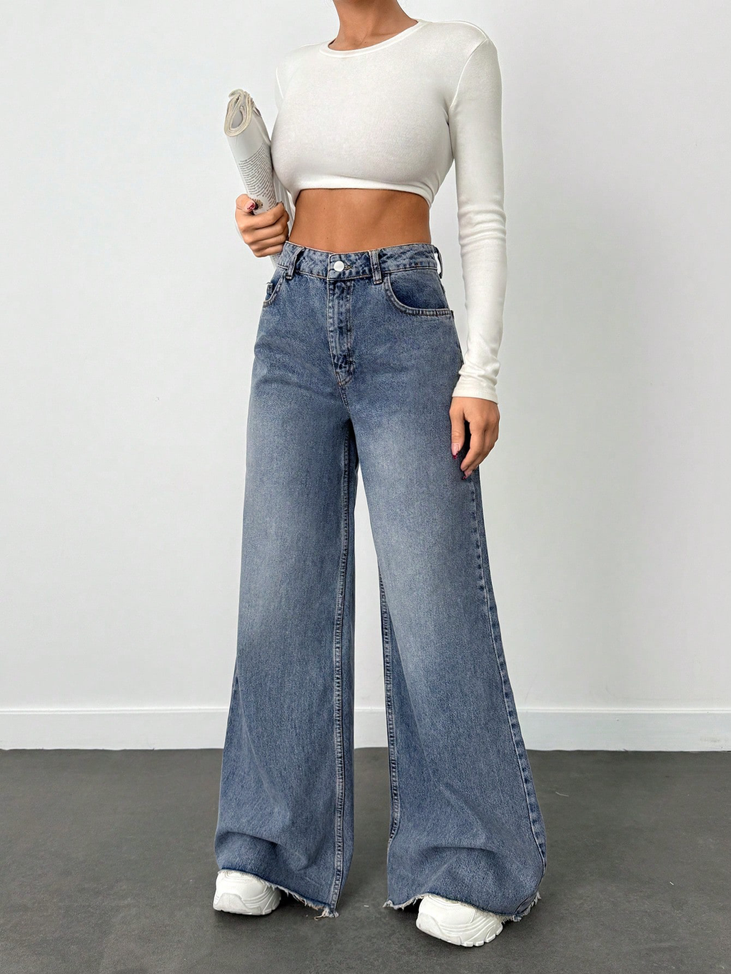 So Extra Wide Leg Jeans — image 4